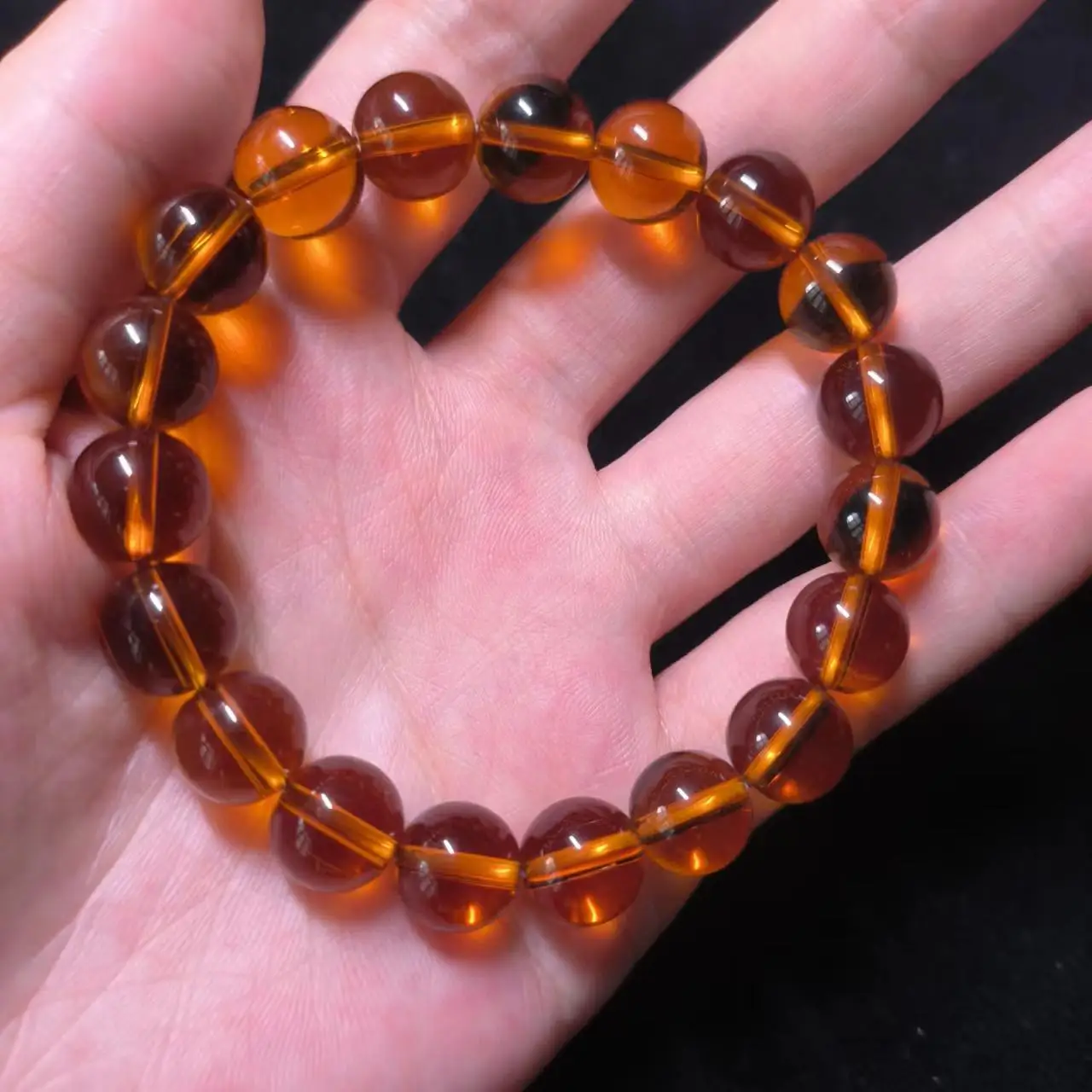 1Pcs/Lot Pure Natural Yellow Crystal Bracelet Pure And Transparent Dark Yellow High Density Ladies Jewelry Rare Precious Taki