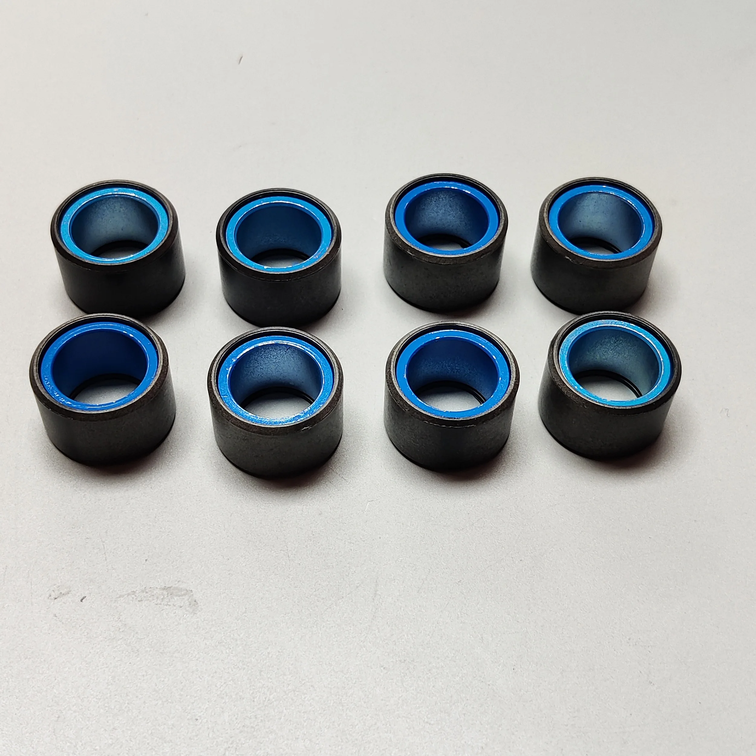 8 Pz 25X16Mm 16G 18.5G Variatore Frizione Rullo Puleggia Scooter Per Piaggio Mp3 350 Bv350 Beverly X10 350Cc 4T Made In Taiwan