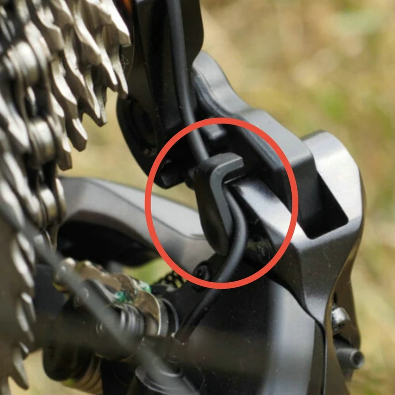 Per Shimano Di2 12S Deragliatore Posteriore Stay Cable Guide 105/Ultegra/Dura Ace 7150/8150/9250 Y3Gk51000