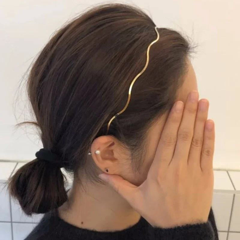 2023 New Fashion Women Gold Metal Wave Bending Hairbands Geometric Thin Headbands Elegante Copricapo Per La Festa Quotidiana
