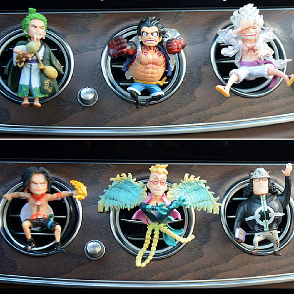 One Piece Car Air Outlet Profumo Clip Model Ornaments Rufy Captain Zoro Action Figures Car Air Conditioning Port Decoration Toy