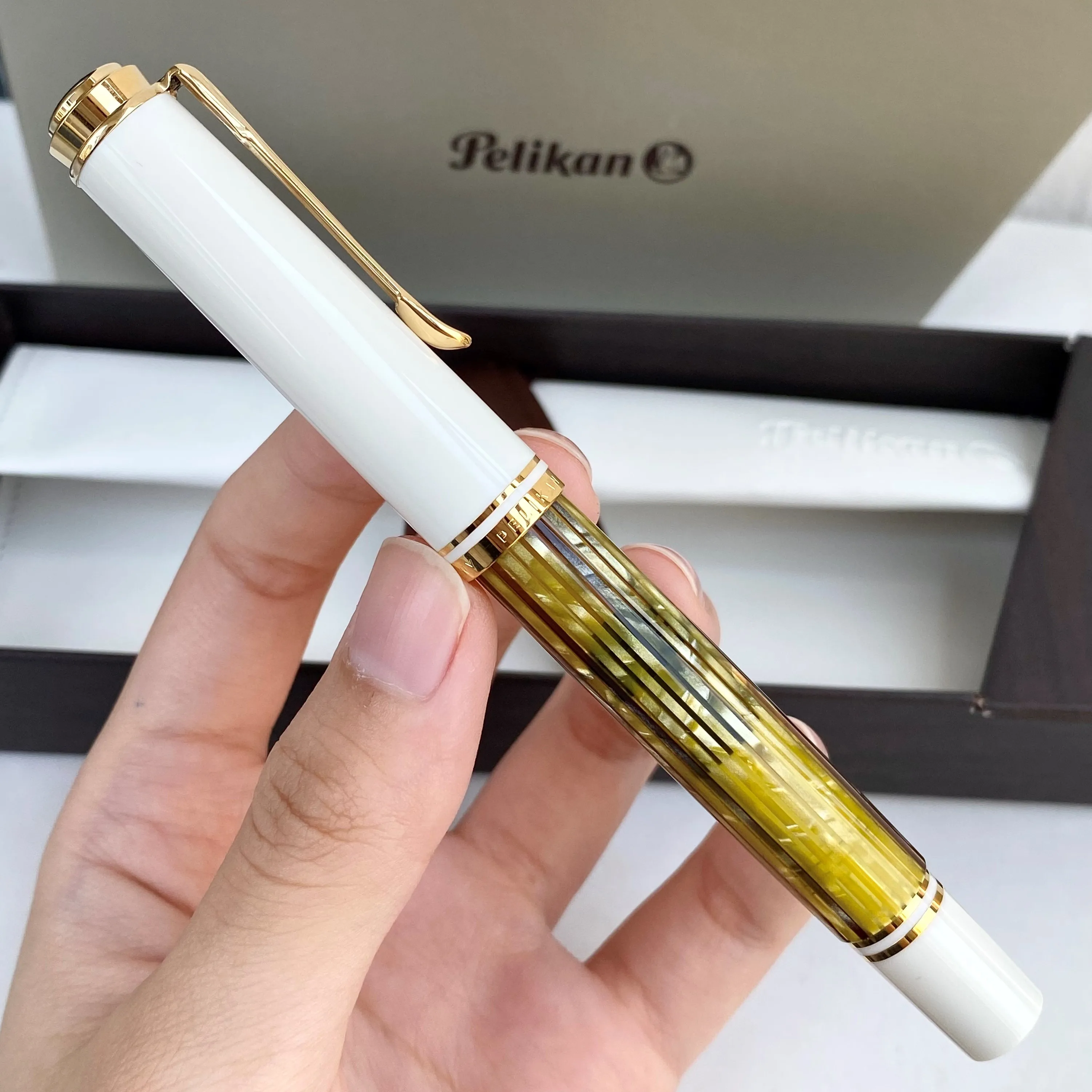 Ooriginal Pelikan M400/M405 White Tortoise Germany Penna Stilografica In Resina A Righe 14K Gold Nib Penna Per Scrittura A Pistone Regalo Aziendale