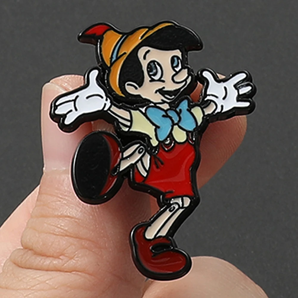 Disney Animated Movie Pinocchio Spille Cartoon Figure Badge Per Zaino Cute Pinocchio Smalto Spille Accessori