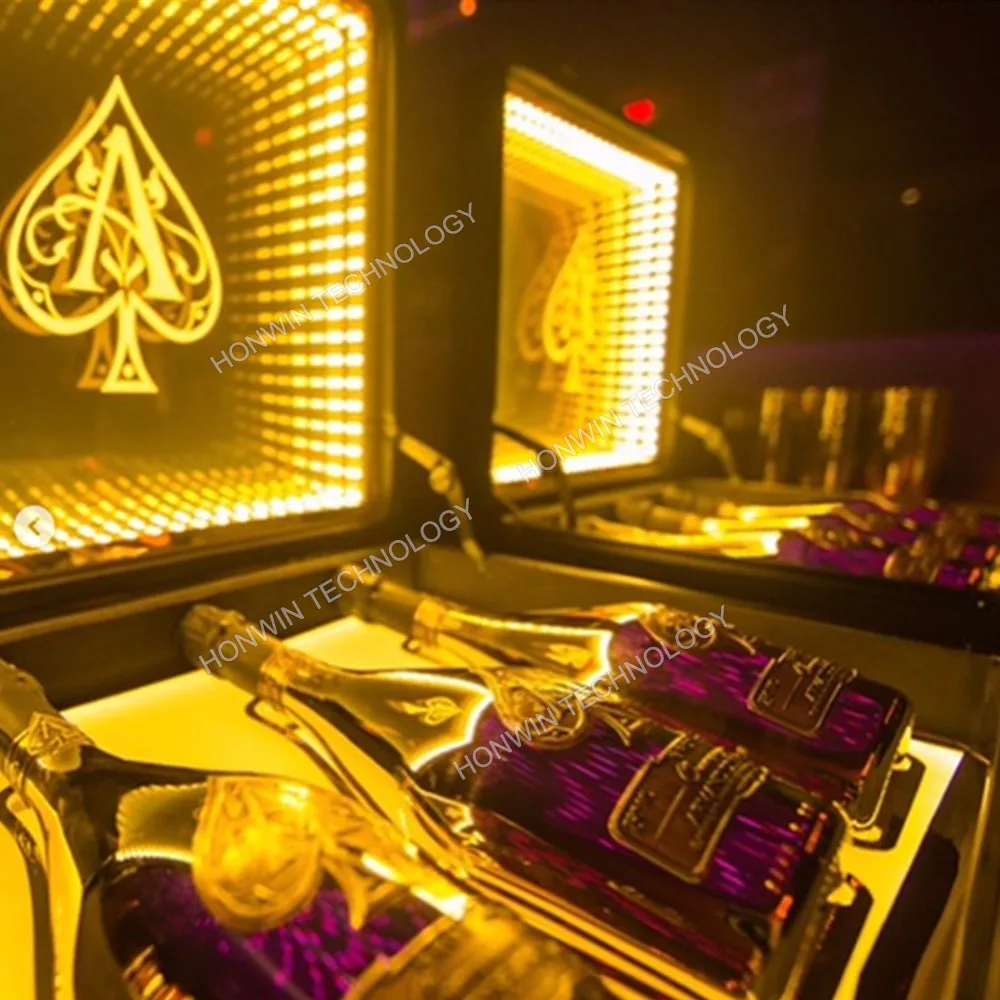 Nightclub Wine Box Armand De Brignac Bottiglia Di Champagne Led Valigetta 3 Bottiglie Moet Dom Led Carrier Valigia Vetrina
