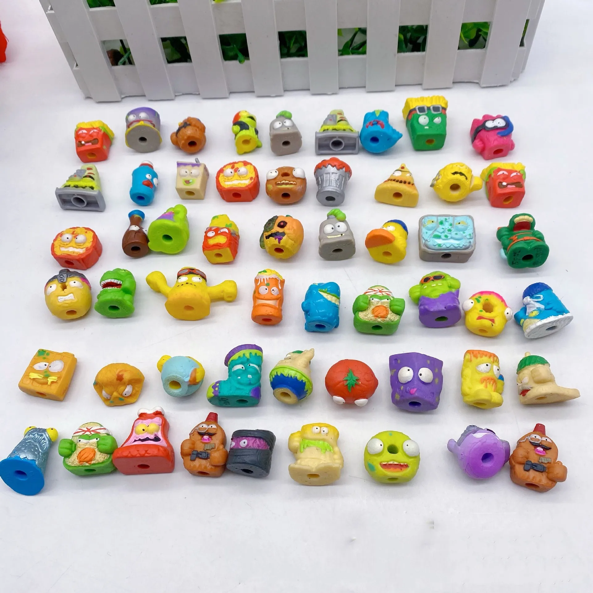 Commercio All'Ingrosso Spagna Anime Mini Trash Figure Pack Grossery Marcio Bin Gang Soft Monster Toy Joke Gadget