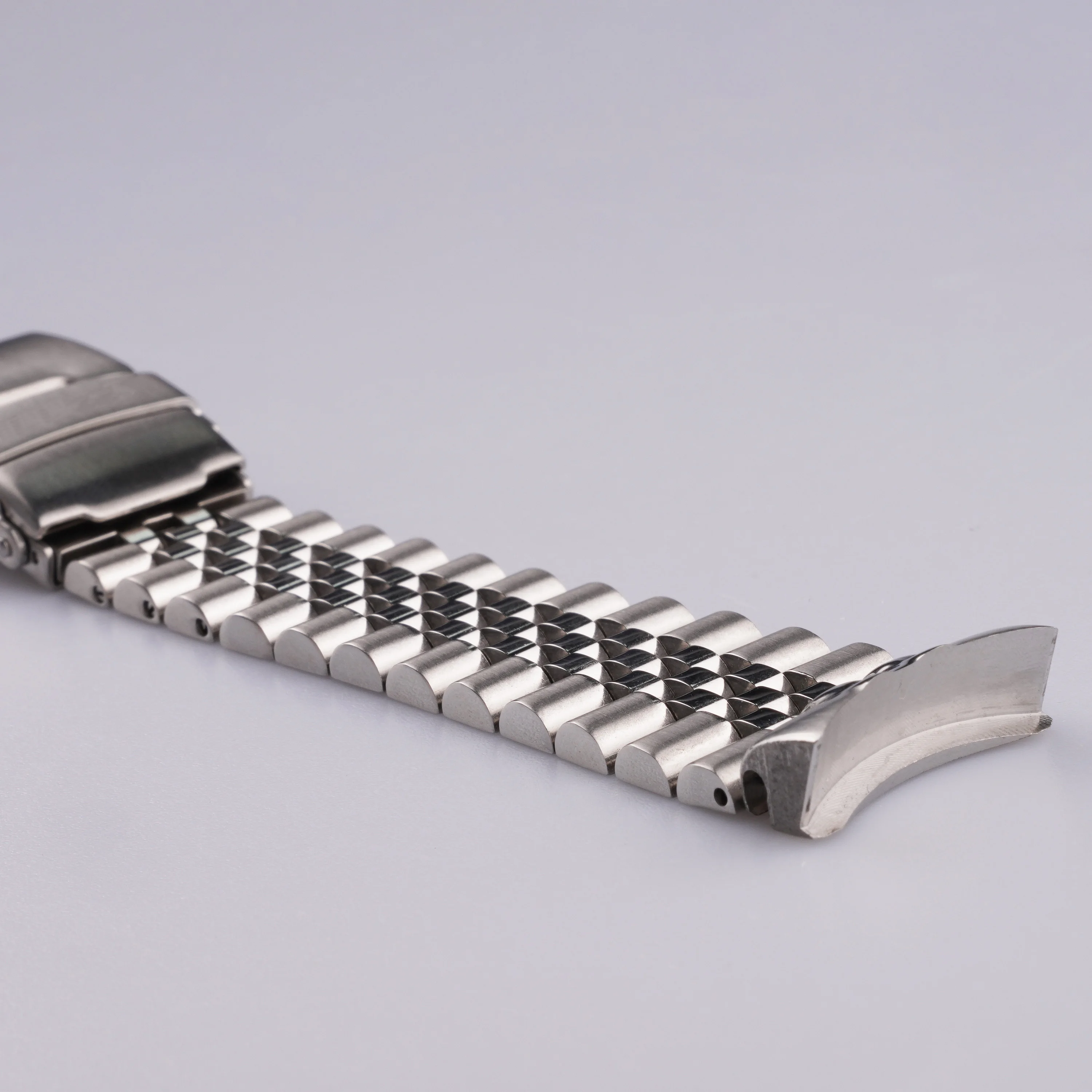 Cinturino Per Orologio Jubilee In Argento Da 22Mm, Solido, Curvo, Cinturino, Cinturino, Doppia Chiusura A Pressione Per Seiko 5 Srpd53K1 Skx007
