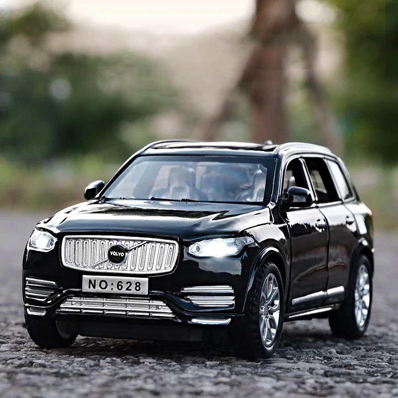 Consegna Gratuita 1:32 Diecast Cars Volvo Xc90 Model Toy Apribile Doors Pull Back Music Light Car Toys For Kids Children
