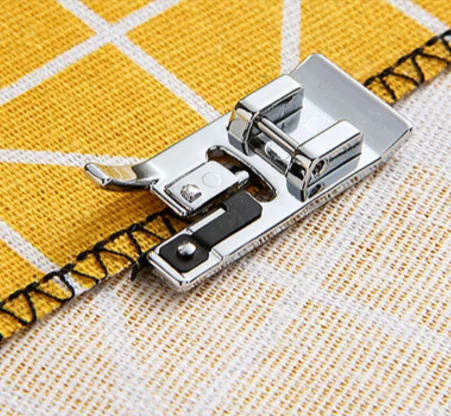Piedino Pressore Coperto 7310(006907008) Per Brother Singer Janome Pfaff Elna Viking White Piedino Overlock Per Macchina Da Cucire