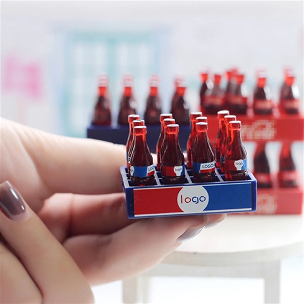 1/12 Mabrasstab Puppenhaus Muslimate Cola Flasche Getrferri Kauche Lebensmittel Zubehr