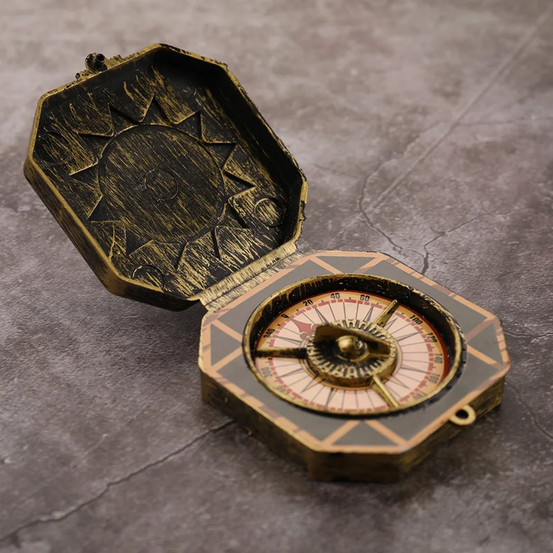 1Pc Vintage Hallowmas Party Fancy Toy Compass Per La Decorazione Bussola Giocattolo Regalo Bussola Per Bambini