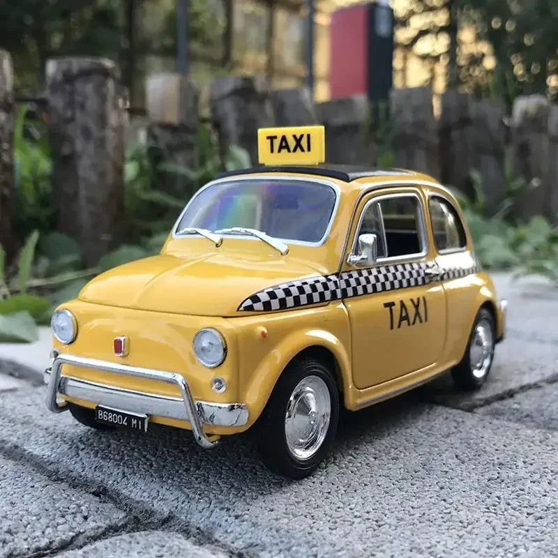 Welly 1:24 Nuova Fiat 500 Taxi Classic High Simulator Model Car Diecast Car Toys Lega Di Metallo Toy Car For Kids Collection B178