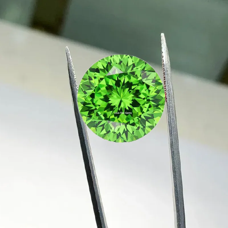Brilliant Tsavorite Green Emerald Gemstone Round Cut 11.0Mm 5.0 Cts Vvs Gem Beads Per Gioielli