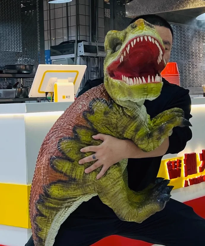 Cute Hand Control Silicone Realistico T-Rex Baby Animatronic Dinosaur Raptor Puppet Costume Cosplay