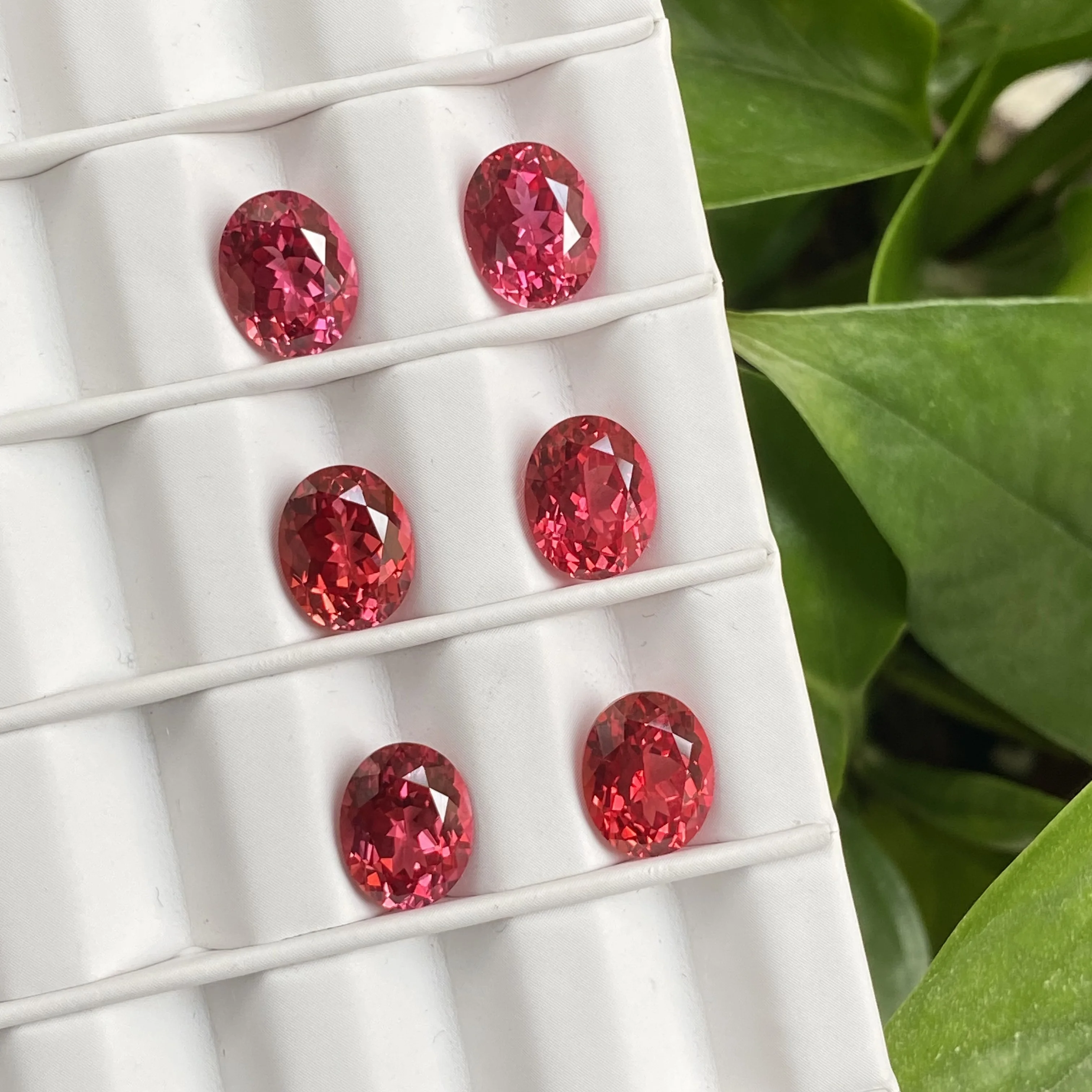 Ruihe Padparadscha Color Oval Cut Lab Grown Sapphire Pietra Sciolta Per La Creazione Di Gioielli Fai Da Te