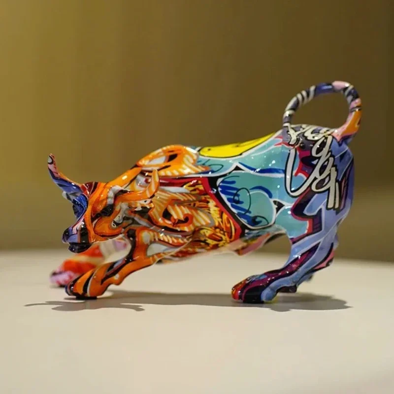 Wall Street Bull Figurine The Miami Bull Model Ox Bitcoin Statue Resin Handmade Graffiti Art Crafts Living Room Decoration