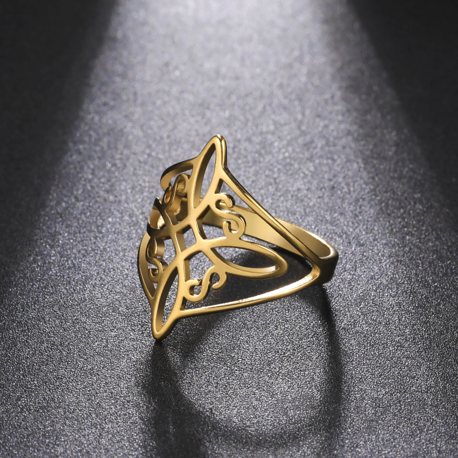 Skyrim Witch Knot Ring Acciaio Inossidabile Color Oro Stregoneria Amuleto Protezione Anelli Per Le Dita Wiccan Cross Celtics Knot Jewelry