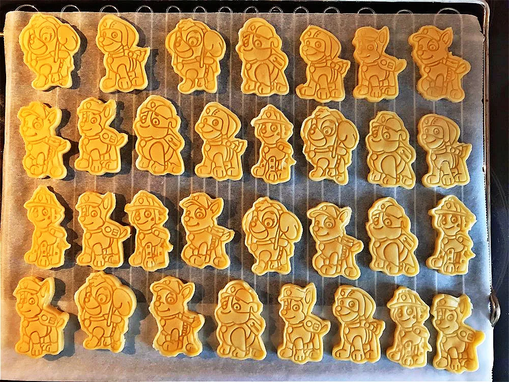 Cake Cookie Paw Patrol Cutter Plastica Fai Da Te 3D Stampo Da Forno Biscotti Cutter Set Cartoon Puppy Biscuit Baking Tool Strumenti Di Decorazione