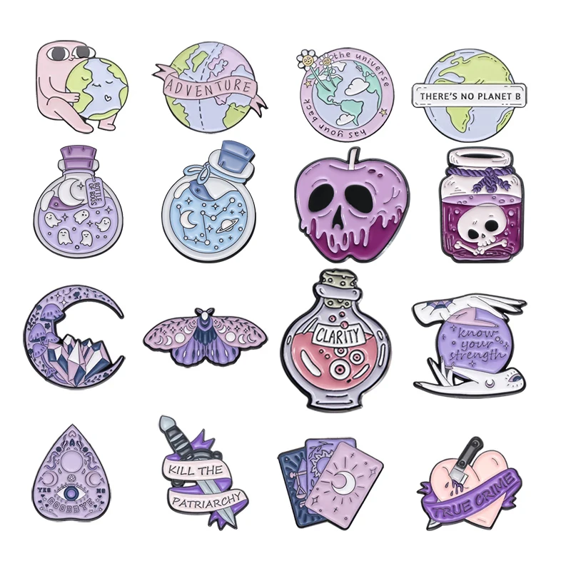 Viola Strega Smalto Pin Drift Bottle Earth Spilla Crystal Butterfly Moth Animal Rabbit Card Heart Badge Jewelry Risvolto All'Ingrosso