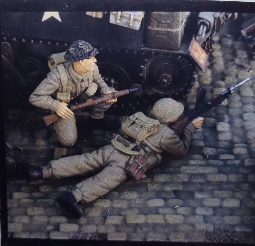 Kit Di Montaggio Del Modello Di Figura In Resina In Scala 1/35 Ii British Army Soldier Combat Gk Statue Non Assemblato E Non Verniciato Modellazione D
