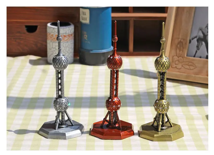 1 Pz Handmade Oriental Pearl Tower Modello Mestiere Del Metallo Dell'Annata Di Ripresa Puntelli Bar/Pub/Caffetteria/Negozio Decorazione Souvenir Jl 02