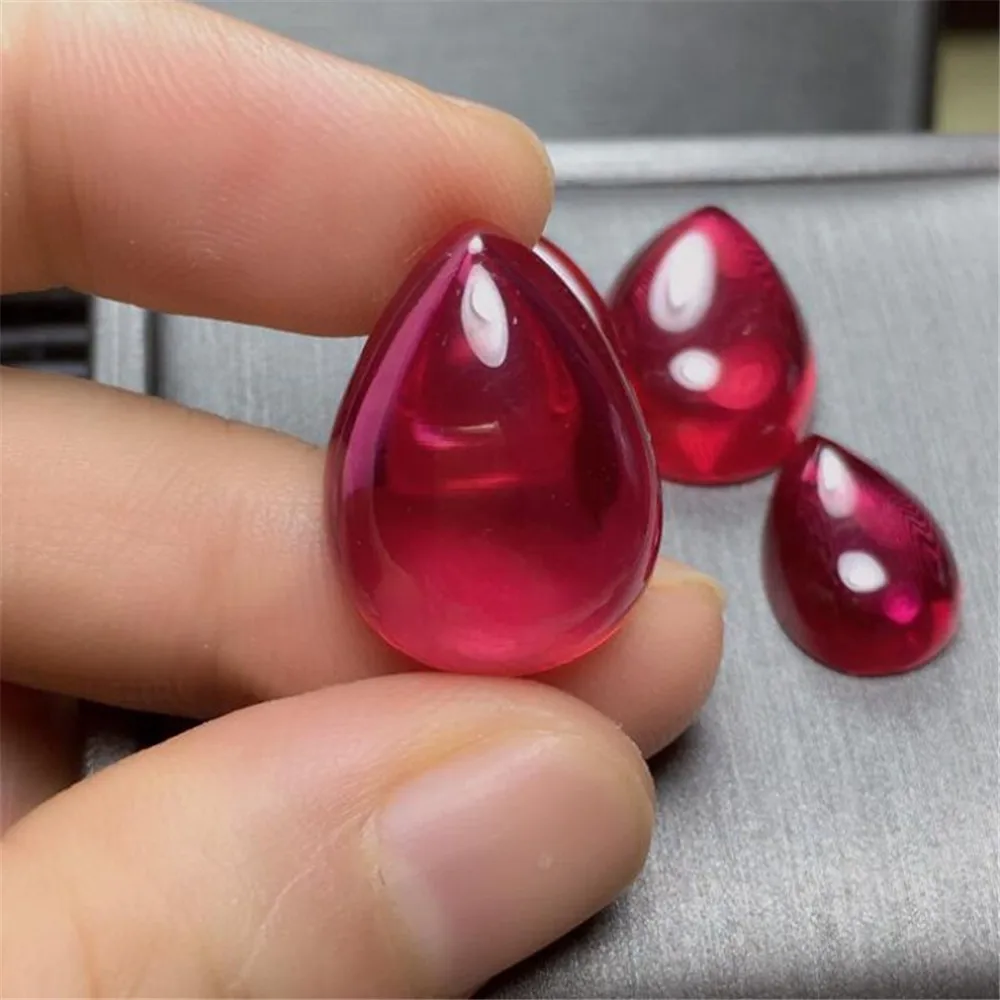 Mohs Rubino Di Alta Qualità Durezza 9 Cabochon A Forma Di Pera Cabochon A Goccia Gemma Rubino Rubino Rosso Sangue Rb057