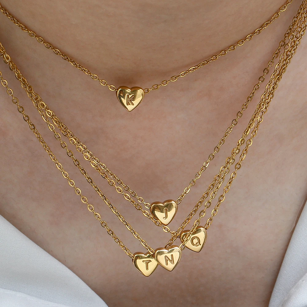 E.B.Belle Minimalista Piccolo Amore Collana Iniziale Gioielli In Acciaio Inossidabile Placcato Oro 18 Carati Mini Collana Con Ciondolo Lettera Cuore