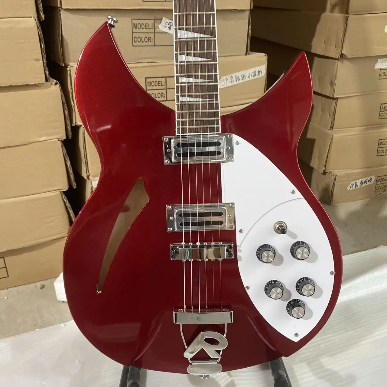 Chitarra Elettrica Rickenbacker 330, Corpo Semicavo, Colore Rosso Metallizzato, Tastiera In Palissandro, Guitarra A 6 Corde, Muslimah, Saviosu