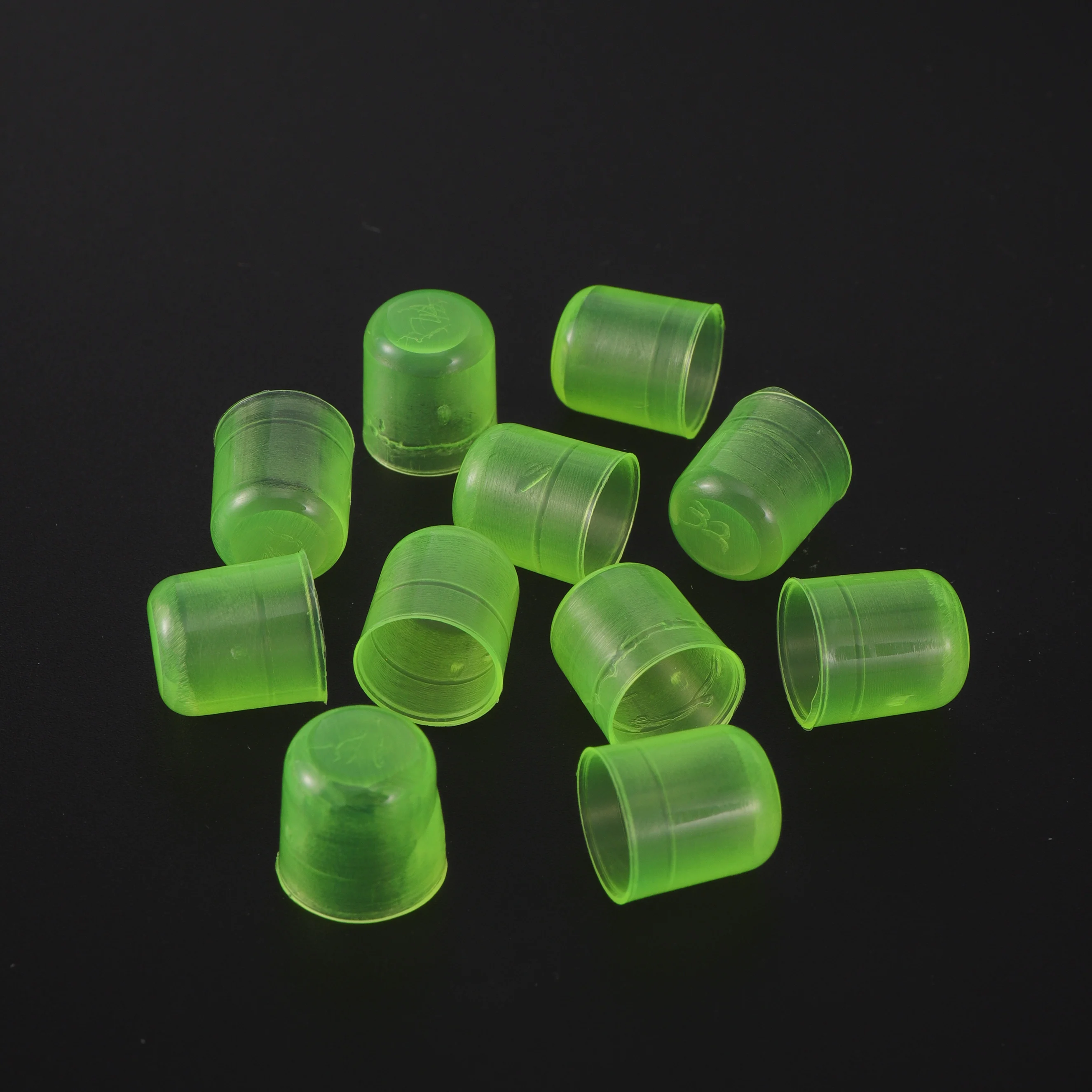 Apicoltura Queen Cell Cups Royal Jelly Cups Queen Bee Tools Cell Green Cage Cup Allevamento Posteriore Apicultura Forniture 1000 Pezzi