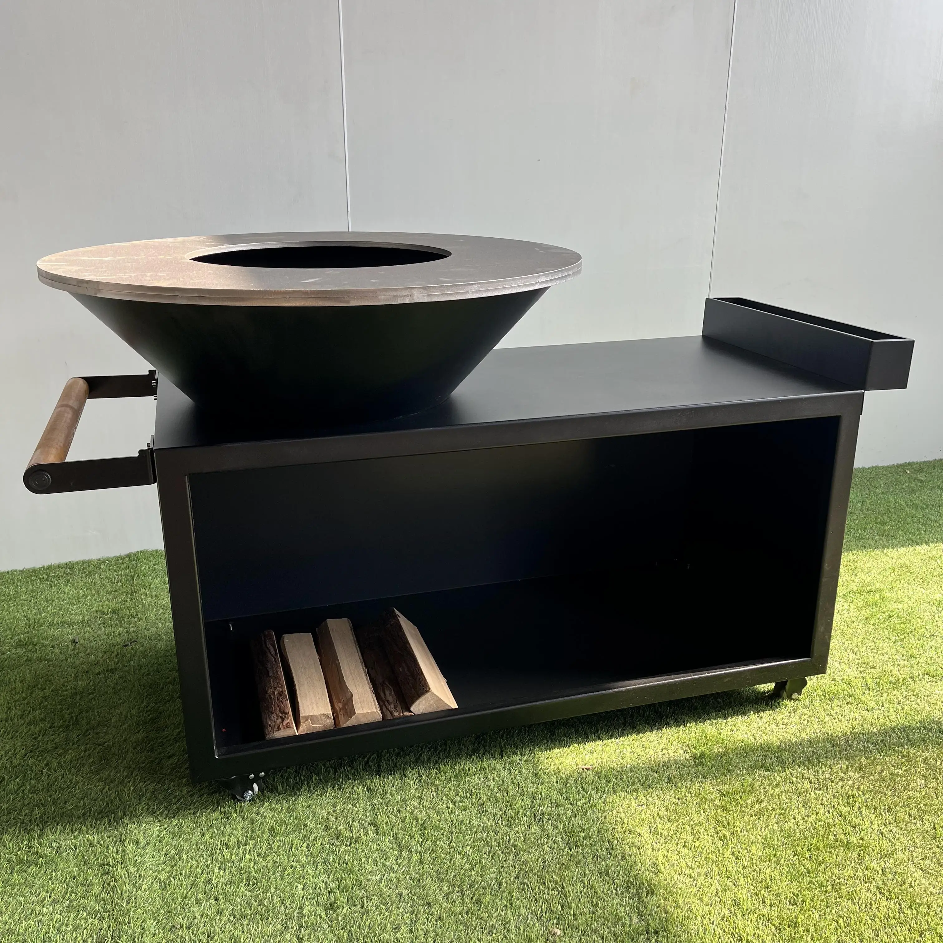 Griglie Per Barbecue In Acciaio Corten Brasero Griglie Per Barbecue A Carbone Griglia Per Barbecue A Carbone In Acciaio Corten All'Aperto