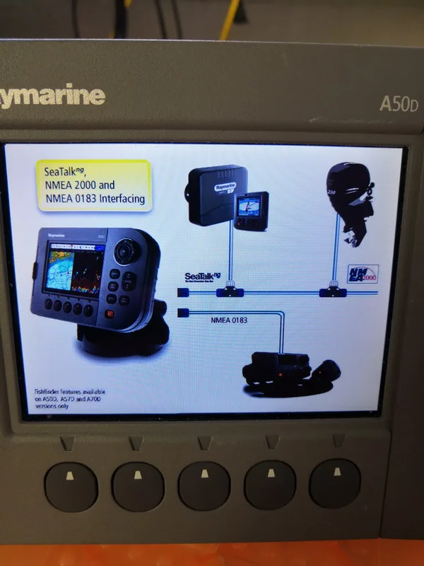 Plotter/Fishfinder Raymarine Marine A50 Da 5 ", Display Multifunzione, Con Trasduttore P48