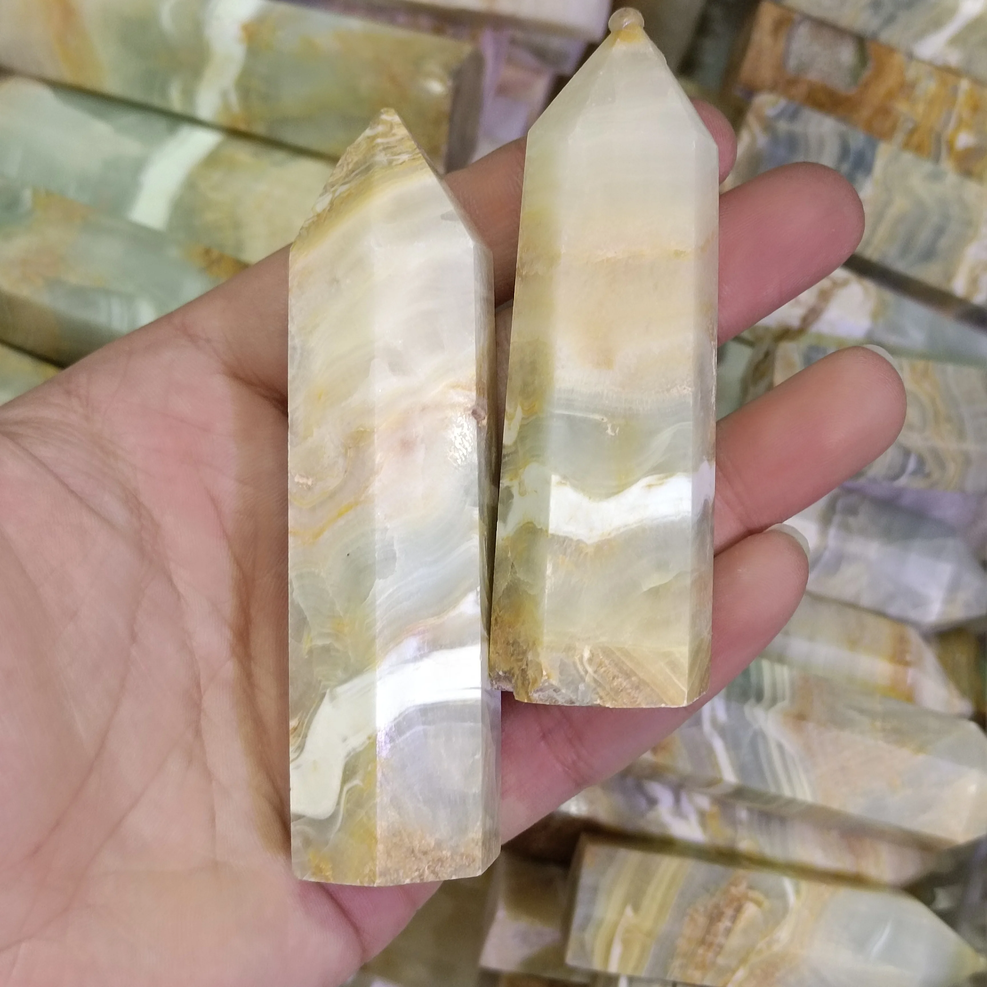 1Pc Natural Smurf Column Crystals Energy Wand Quartz Point Healing Home Decoration Regali Artigianali Ornamenti Feng Shui