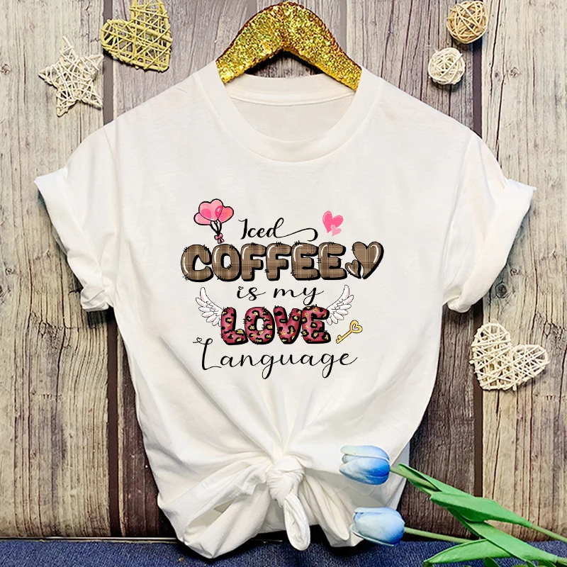 New Valentine'S Day Iced Coffee Is My Love Language Print Maniche Corte Jesus Girocollo Uomo Donna T-Shirt Summer Casual Tees