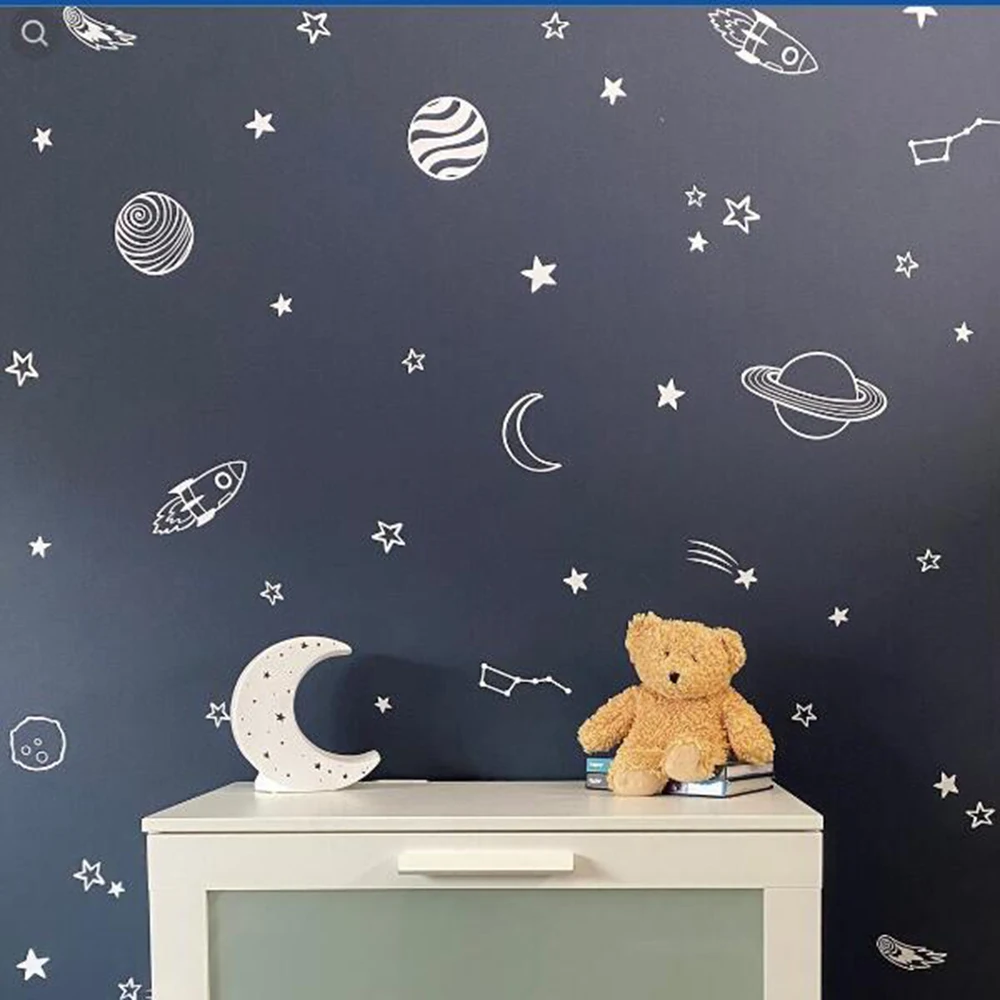 Cartoon Space Stars Pianeti Rocket Wall Sticker Decalcomania Astronomia Sky Teen Kids Playroom Bedroom Home Decor