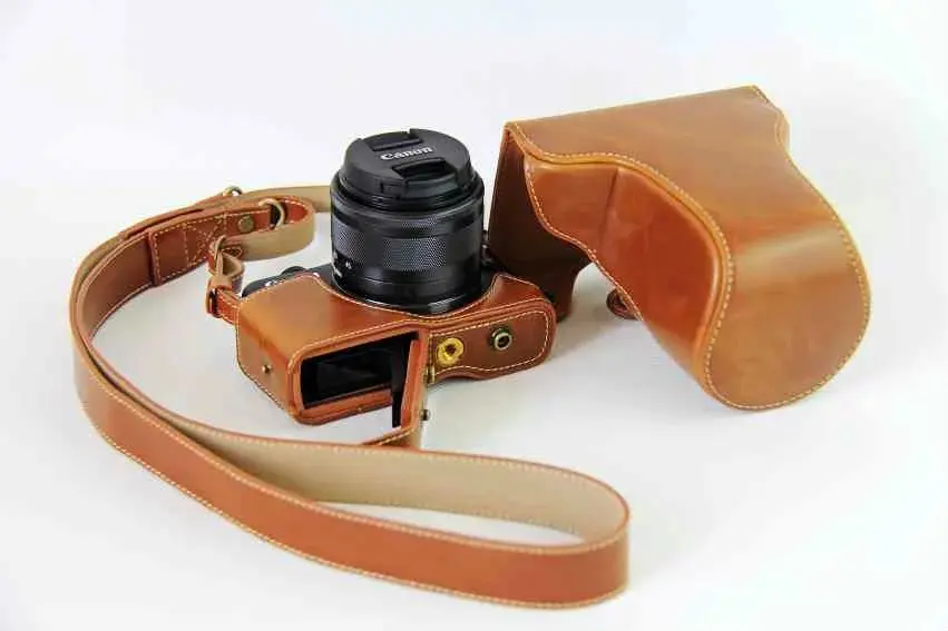 Leather Camera Bag Copertura Inferiore Apertura Facile Prendere Fuori Di Batteria Per Canon Eos M10
