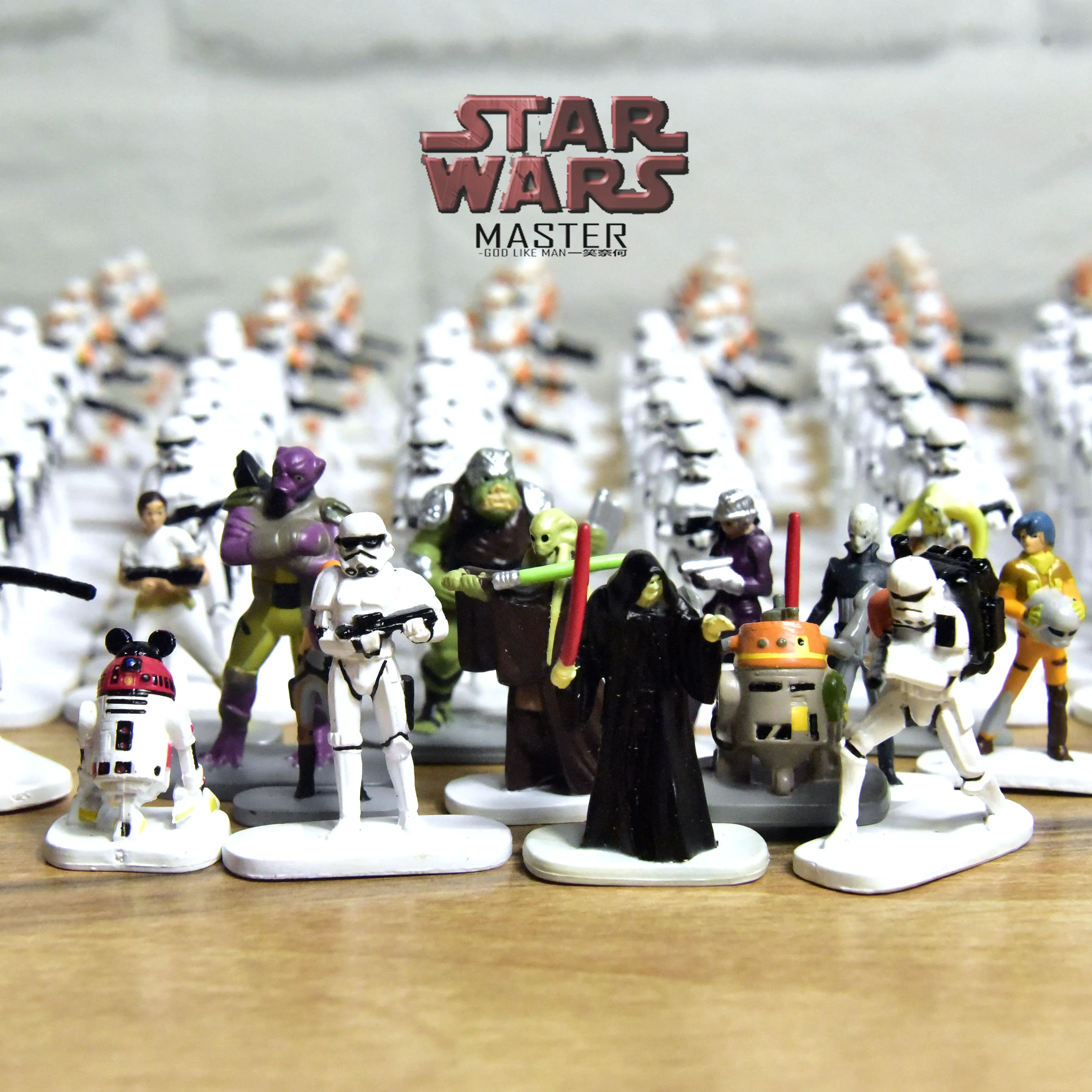Star Wars Stormtrooper Darth Sidious R2-D2 Inguistor C1-10P Hera Syndulla Ezis Bridger Modello Anime Figure Raccogliere Ornamenti
