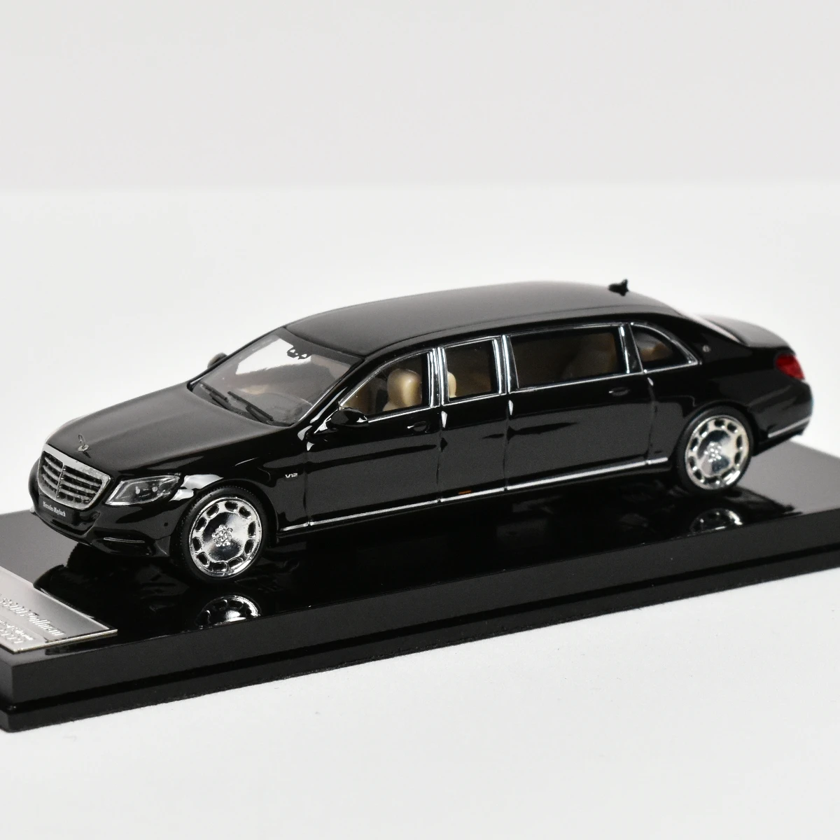 Stance Hunters Sh 1:64 S600 Pullman Maybach Modello Di Auto