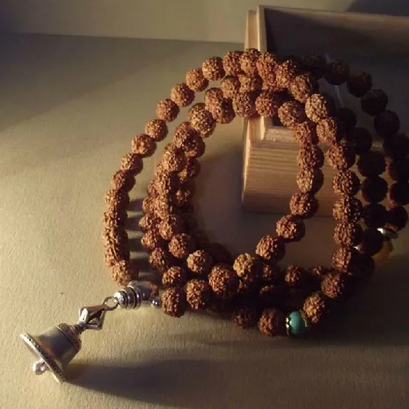 Fatti A Mano Tibetano Designer Mala Tibetano Rudraksha 108 Branelli Di Preghiera Di Mala Yoga Japa Mala Rudraksha Preghiera Perline