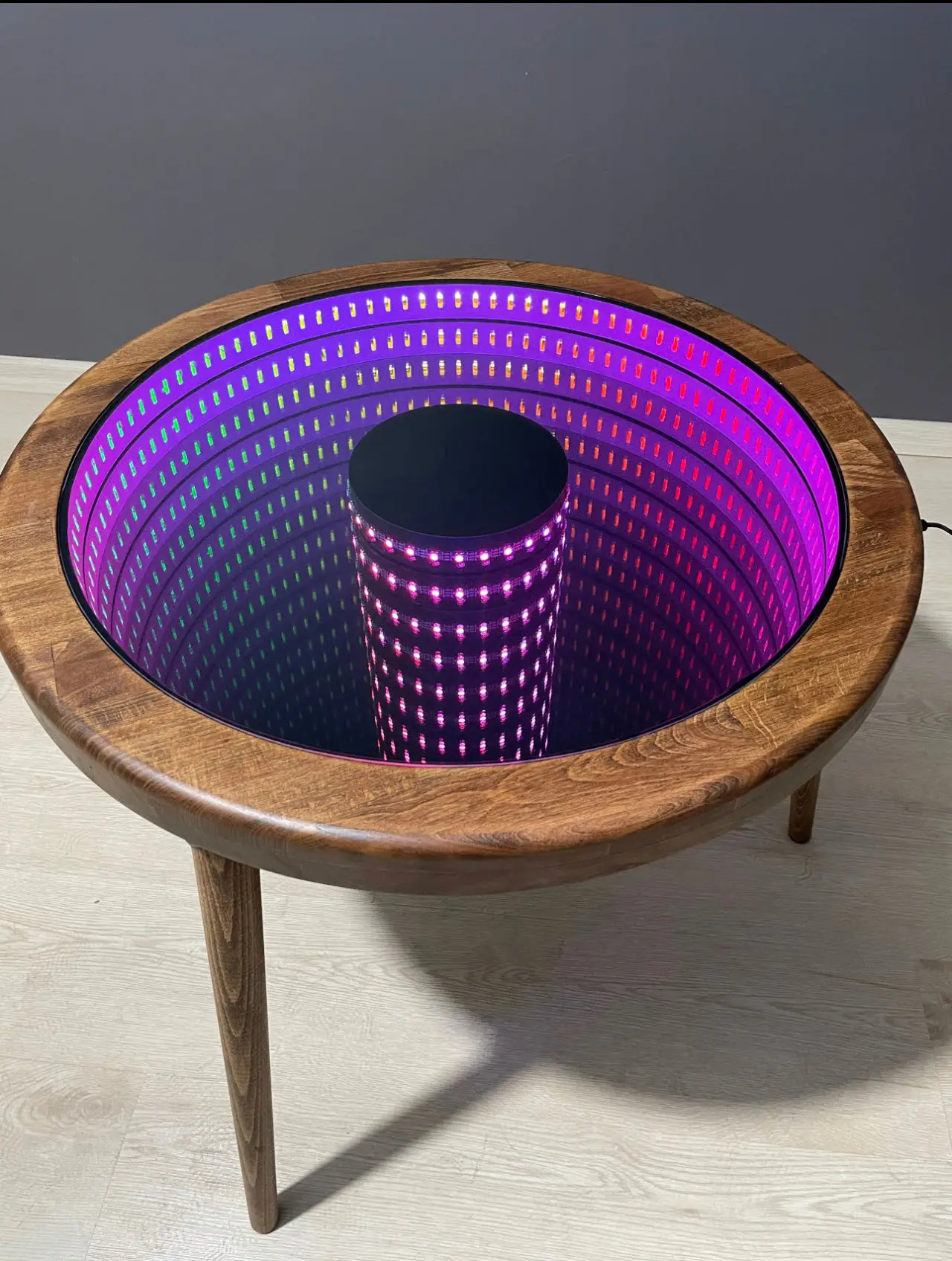 Personalizzato Infinity Mirror Tavolino Rgb Led Light Table Infinity Mirror Led Tunnel Letter 3D Mirror Decor