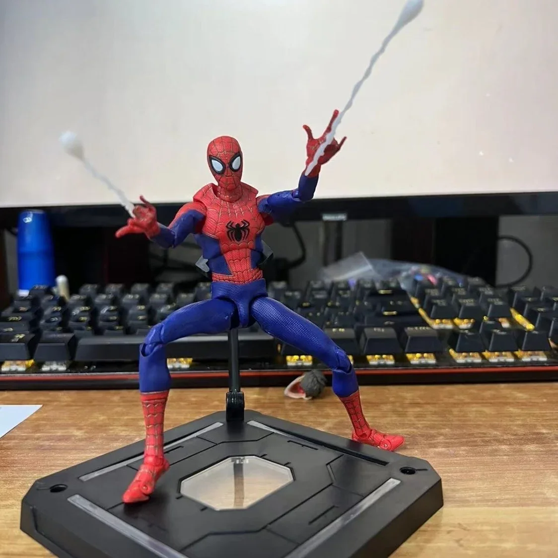 Spiderman Figura Spider-Man In The Spider-Verse Action Sv Peter B. Parker Sentinel Miles Spider Man Action Figures Modello Giocattolo