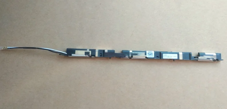 Nuova Antenna Integrata Per Laptop Per Dell Xps 15 9550 9560 9570 M5510 Antenna Wireless Dpn 08 Xy6K Dc33001Q91