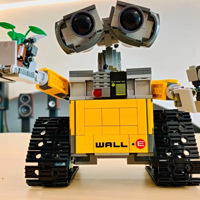 Disney Wall-E Robot Building Blocks Modello 687Pcs Cartoon Movie Wall E Moc Bricks Dolls Giocattoli Di Plastica Regali Per Bambini Adulti