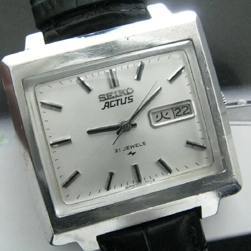 Giant Square Seiko 7019 Orologio Da Uomo Automatico Giapponese Con Doppio Calendario (Settimana Giapponese) Actus