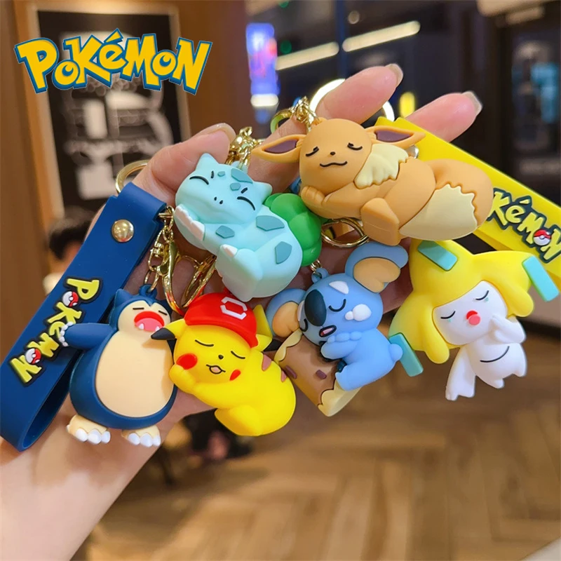 Pokemon Cartoon Portachiavi Pikachu Anime Figure Jirachi Komala Bulbasaur Eevee Snorlax Bambole Zaini Ciondolo Portachiavi Giocattoli