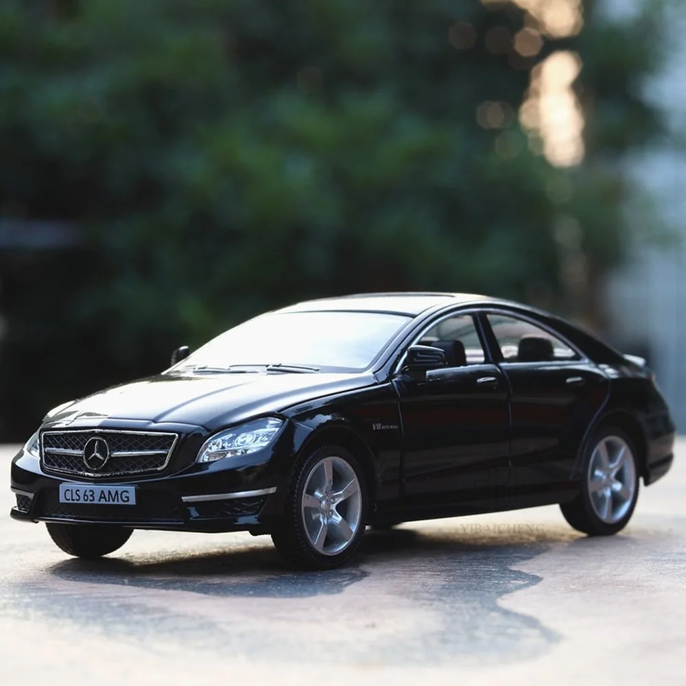 Rmz City 1/36 Mercedes Bens Cls Diecast Alloy Toy Car Model Vw Beetle Camaro Pneumatici In Gomma Veicolo Per Boy Kids Gift Collection