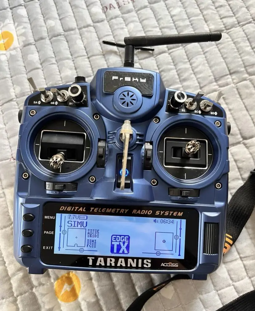 90% Nuovo Frsky Taranis X9D Plus Se Special Hall Sensor Gimbals Trasmettitore Radio System Telecomando Per Fpv Racing Drone