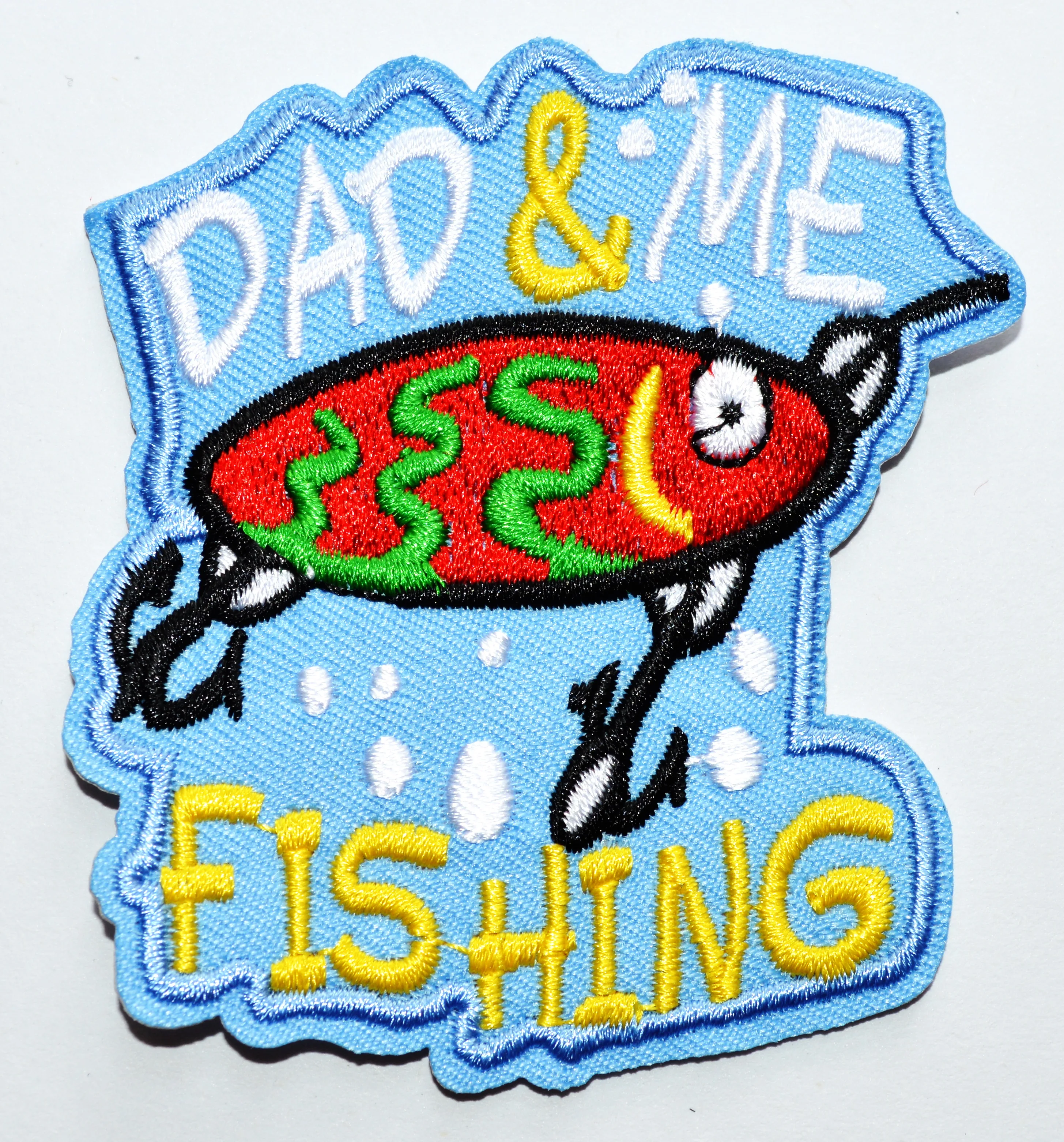1X Girl Boy Cub Dad & Me Fishing Trip Fun Patches Crests Badge Scout Guide Tour Day (Etb 6.2*7 Cm)