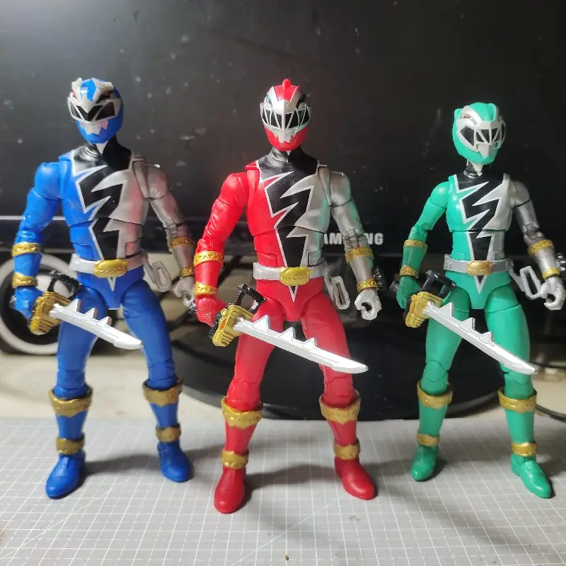 Power Rangers Anime Figure Alien Ranger Lightning Figurine Pvc Statue Collection Model Doll Da Collezione Bellissimo Regalo Giocattolo