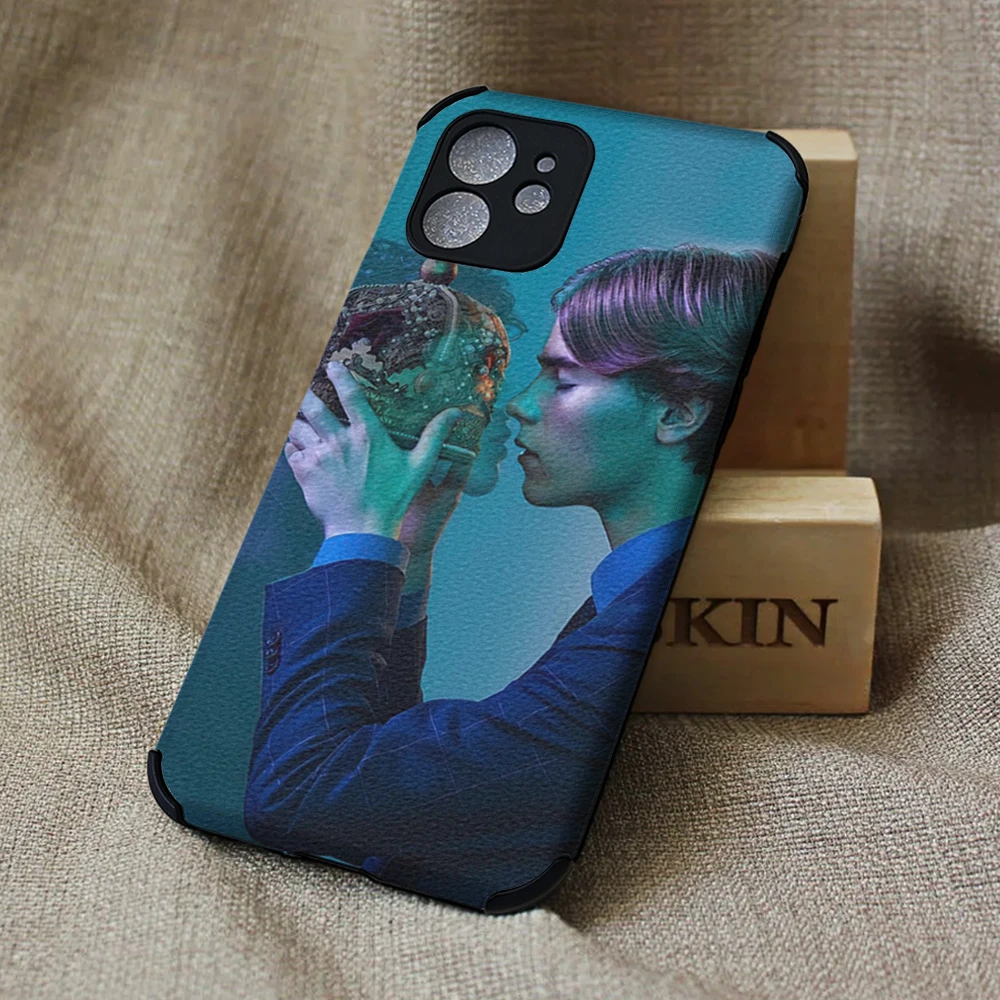 Young Royals Simon Gum Per Iphone Custodia Per Telefono Shock A Quattro Angoli In Pelle Di Agnello Per Iphone12 11Pro Mini Xr X Xs Max 7 8Plus Cover