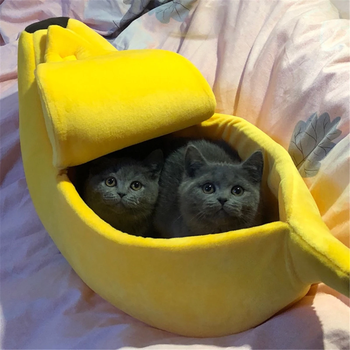 A Forma Di Banana Pet Dog Cat Bed House Mat Durevole Kennel Doggy Puppy Cushion Basket Warm Portable Dog Cat Supplies S/M/L/Xl