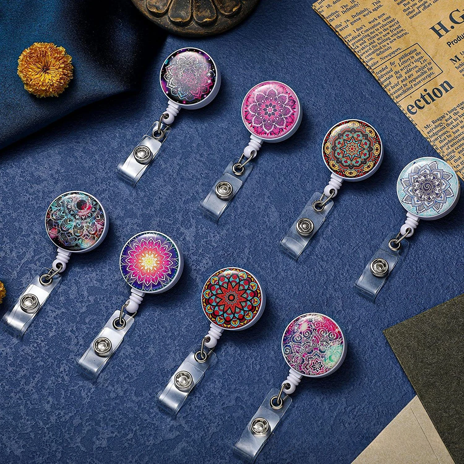 1Pc Retrattile Facile Da Tirare Fibbia Badge Reel Mandala Pattern Porta Credencial Badge Reels Id Badge Holder Cordini